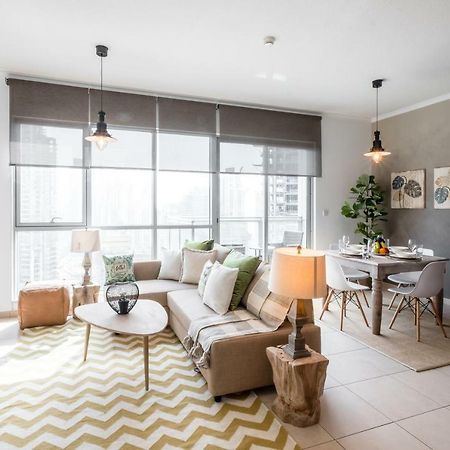 Maison Privee - Exclusive Apt With Burj Khalifa Next Door Дубай Экстерьер фото