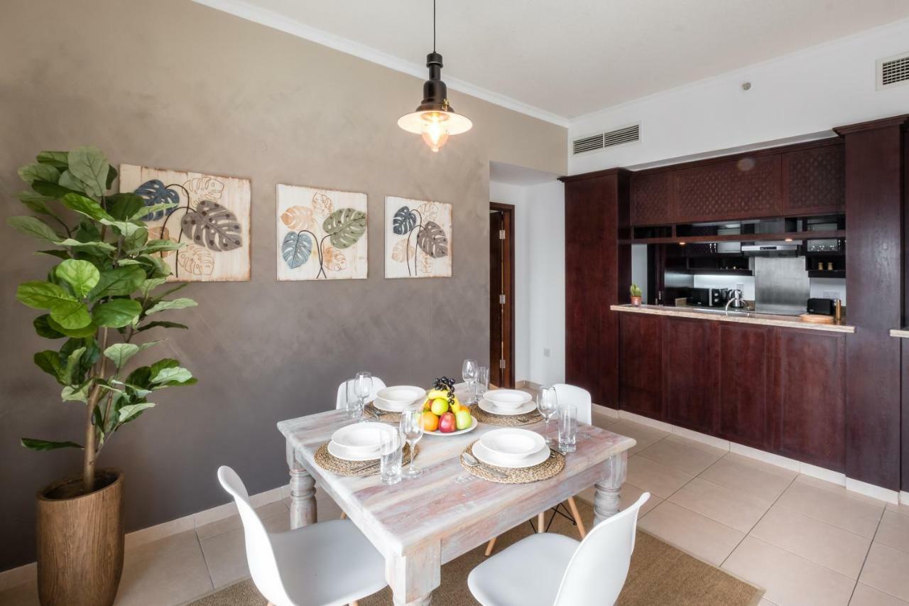 Maison Privee - Exclusive Apt With Burj Khalifa Next Door Дубай Экстерьер фото